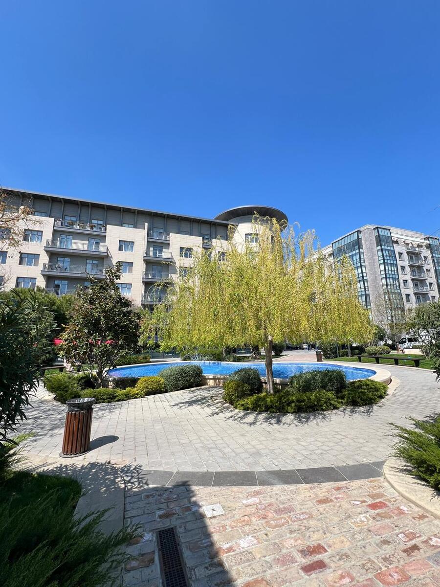 Satılır 4 otaqlı yeni tikili 220 m² — Mənzil, Bakı (2)