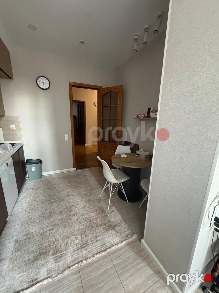 3-otaqlı mənzil, 28 May m., 85 m² — Mənzil, Bakı (3)