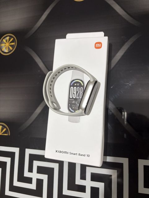 Xiaomi Mi Band 10 Glacier Silver — Bakı