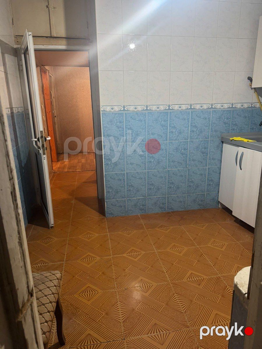 İcarəyə verilir 2 otaqlı köhnə tikili 65 m² — Mənzil, Bakı (7)