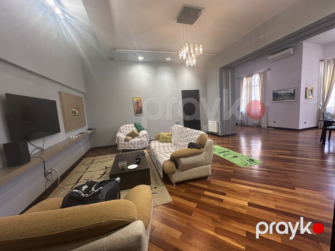 Satılır 3 otaqlı köhnə tikili 130 m² — Mənzil, Bakı (6)