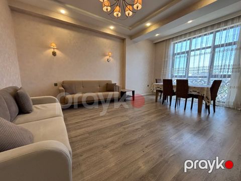 İcarəyə verilir 3 otaqlı yeni tikili 135 m²