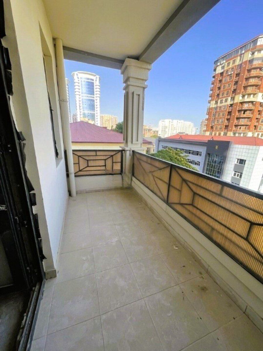 Satılır 3 otaqlı yeni tikili 140 m² — Mənzil, Bakı (10)