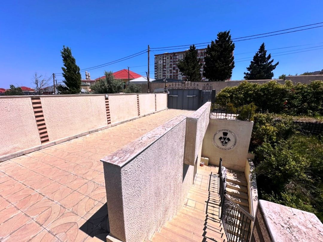 Satılır 5 otaqlı həyət evi/bağ evi 200 m² — Ev, villa, Bakı (4)