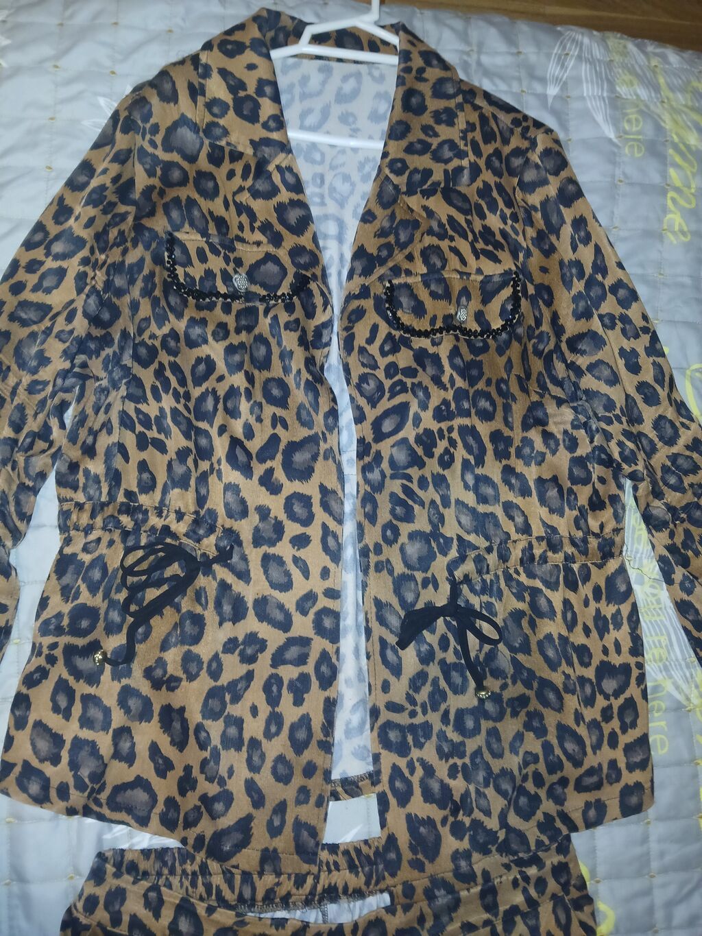 200 m alınıb 3 xl .Qadın leopard naxışlı iki hissəli dəst - Dəst — Şəxsi əşyalar, Digah (2)