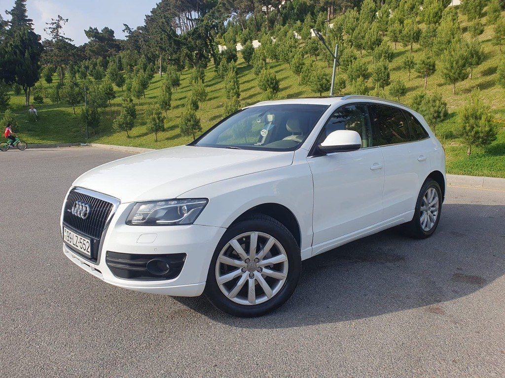 Audi Q5, 2.0 L, 2011 il, 247 970 km — Avtomobillər, Bakı (2)