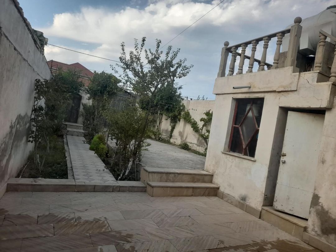 Satılır 4 otaqlı həyət evi/bağ evi 90 m² — Ev, villa, Bakı (3)