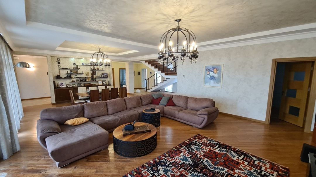 Satılır 6 otaqlı həyət evi/bağ evi 400 m² — Ev, villa, Bakı (2)