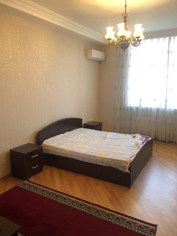 Satılır 4 otaqlı yeni tikili 180 m² — Mənzil, Bakı (7)