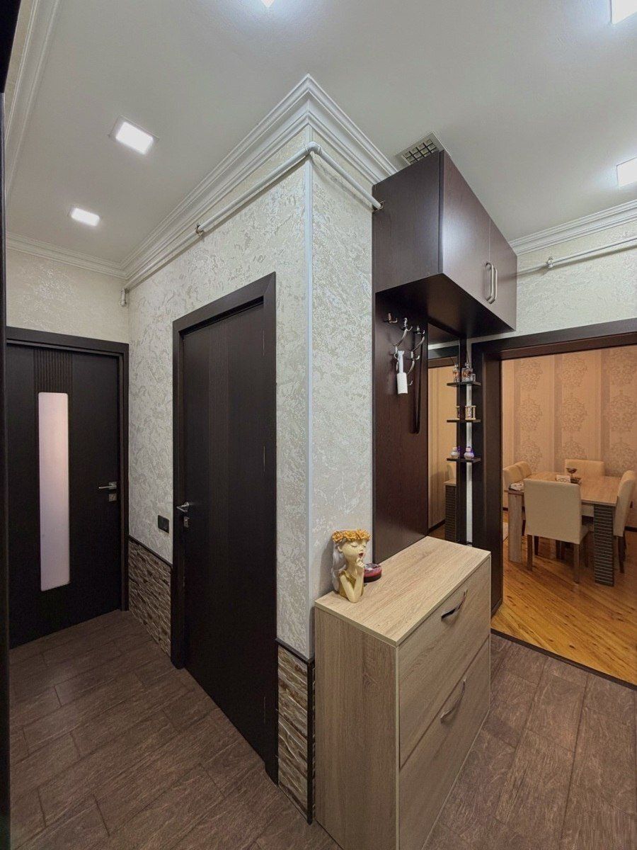 2-otaqlı mənzil, Mixail Koverickin küç., 55 m² — Mənzil, Bakı (5)