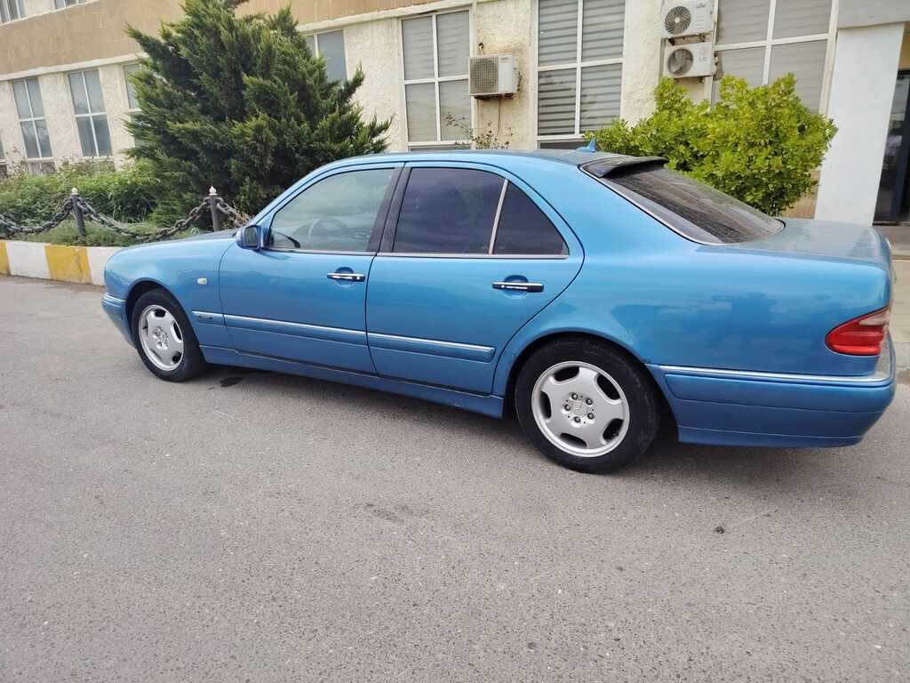 Mercedes E 240, 2.4 L, 1998 il, 300 000 km — Avtomobillər, Bakı (2)
