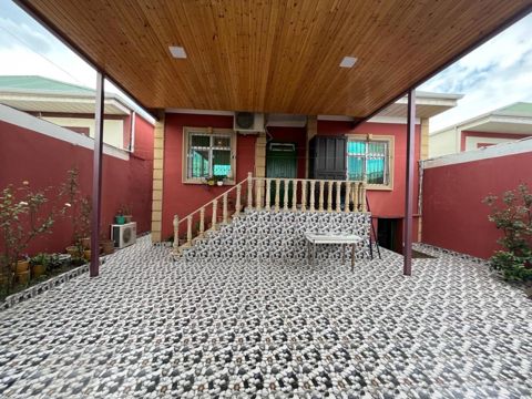 Satılır 4 otaqlı həyət evi/bağ evi 110 m² — Bakı