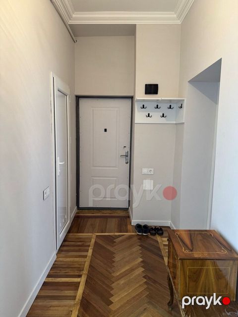 İcarəyə verilir 2 otaqlı köhnə tikili 55 m²