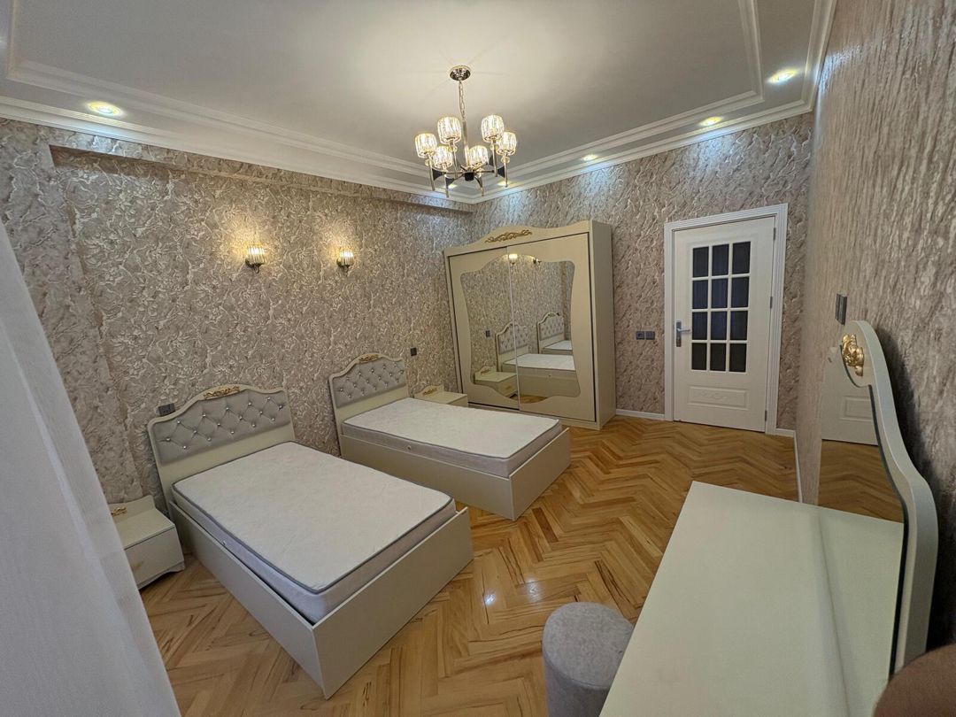 İcarəyə verilir 3 otaqlı yeni tikili 132 m² — Mənzil, Bakı (6)