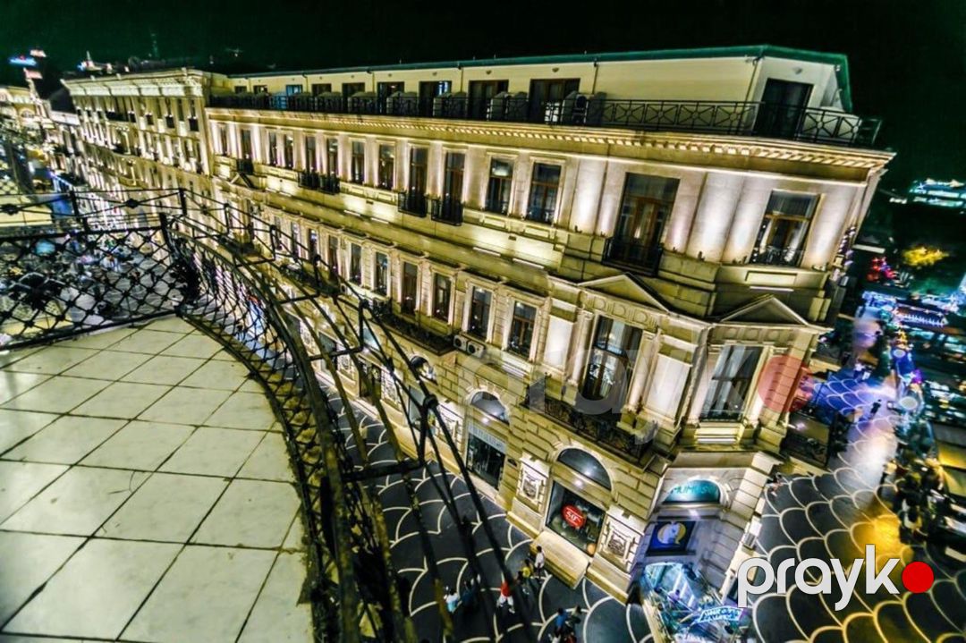 Satılır 5 otaqlı köhnə tikili 320 m² — Mənzil, Bakı (2)