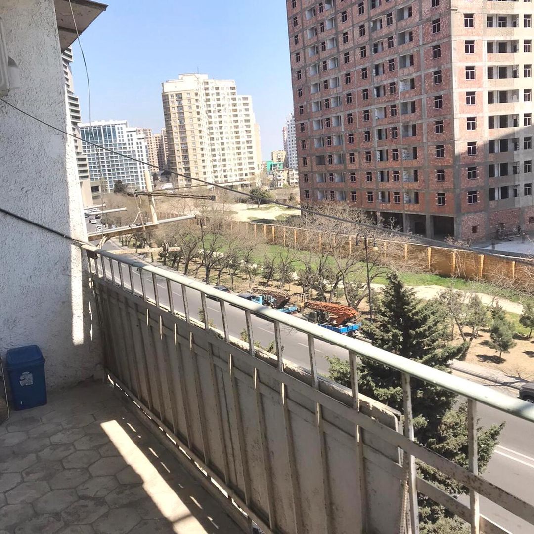 İcarəyə verilir 2 otaqlı köhnə tikili 70 m² — Mənzil, Bakı (12)