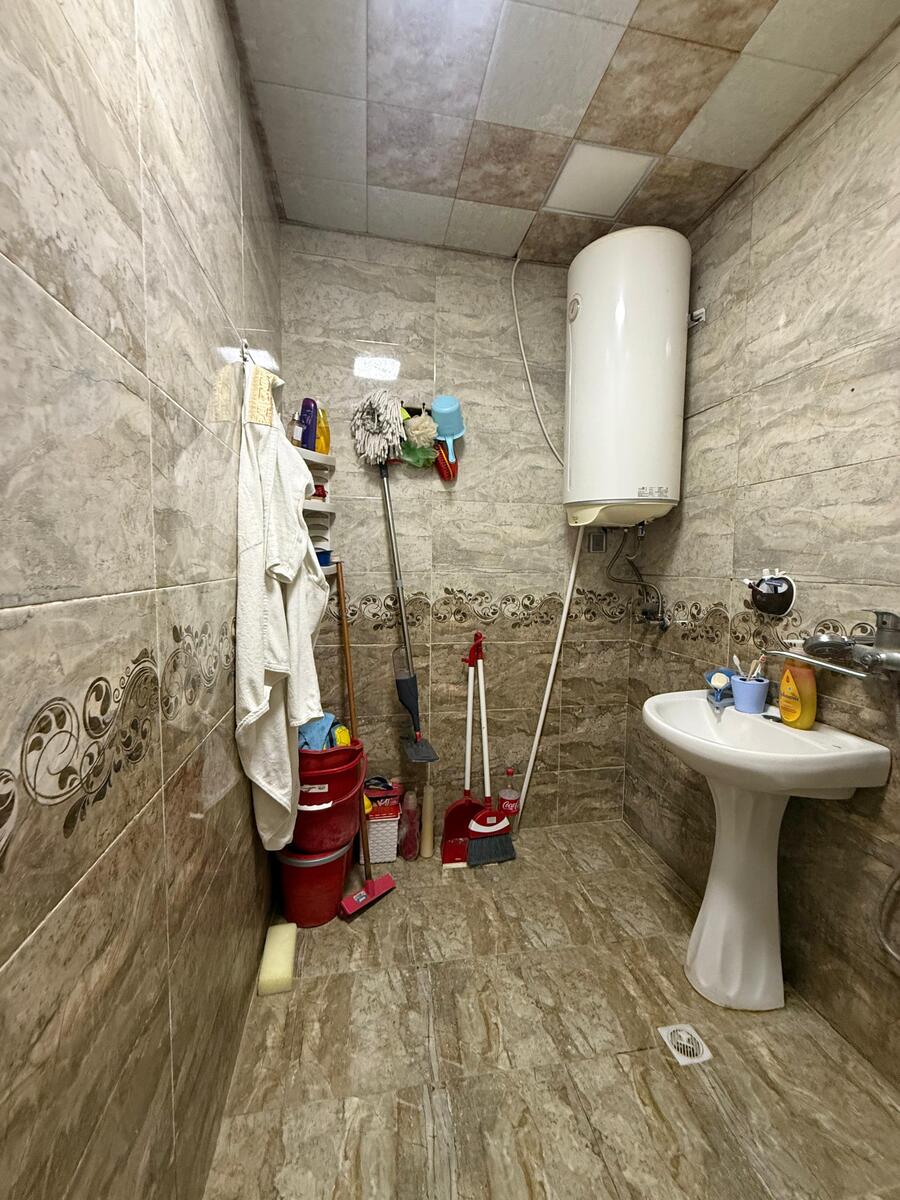 Satılır 2 otaqlı köhnə tikili 55 m² — Mənzil, Bakı (8)
