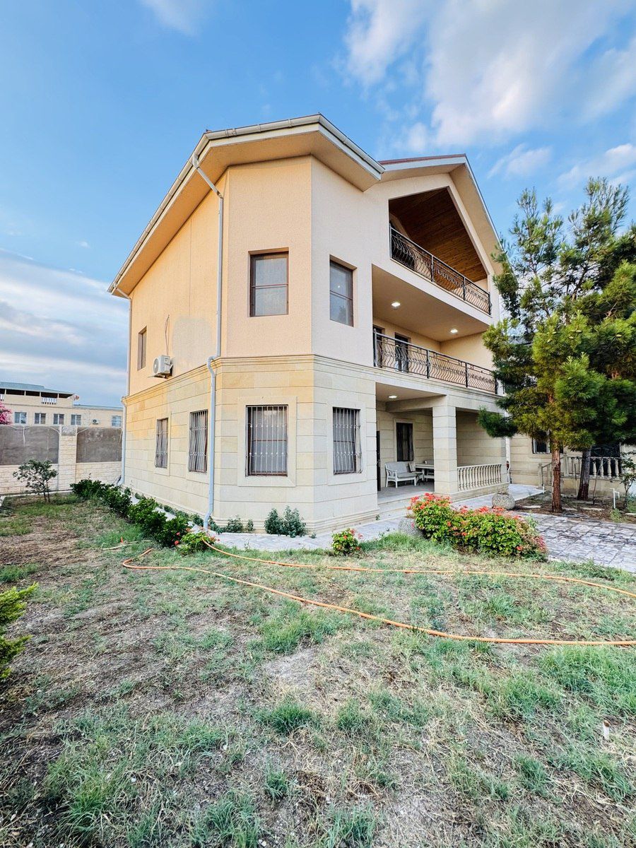 Satılır 5 otaqlı həyət evi/bağ evi 300 m² — Ev, villa, Bakı (4)