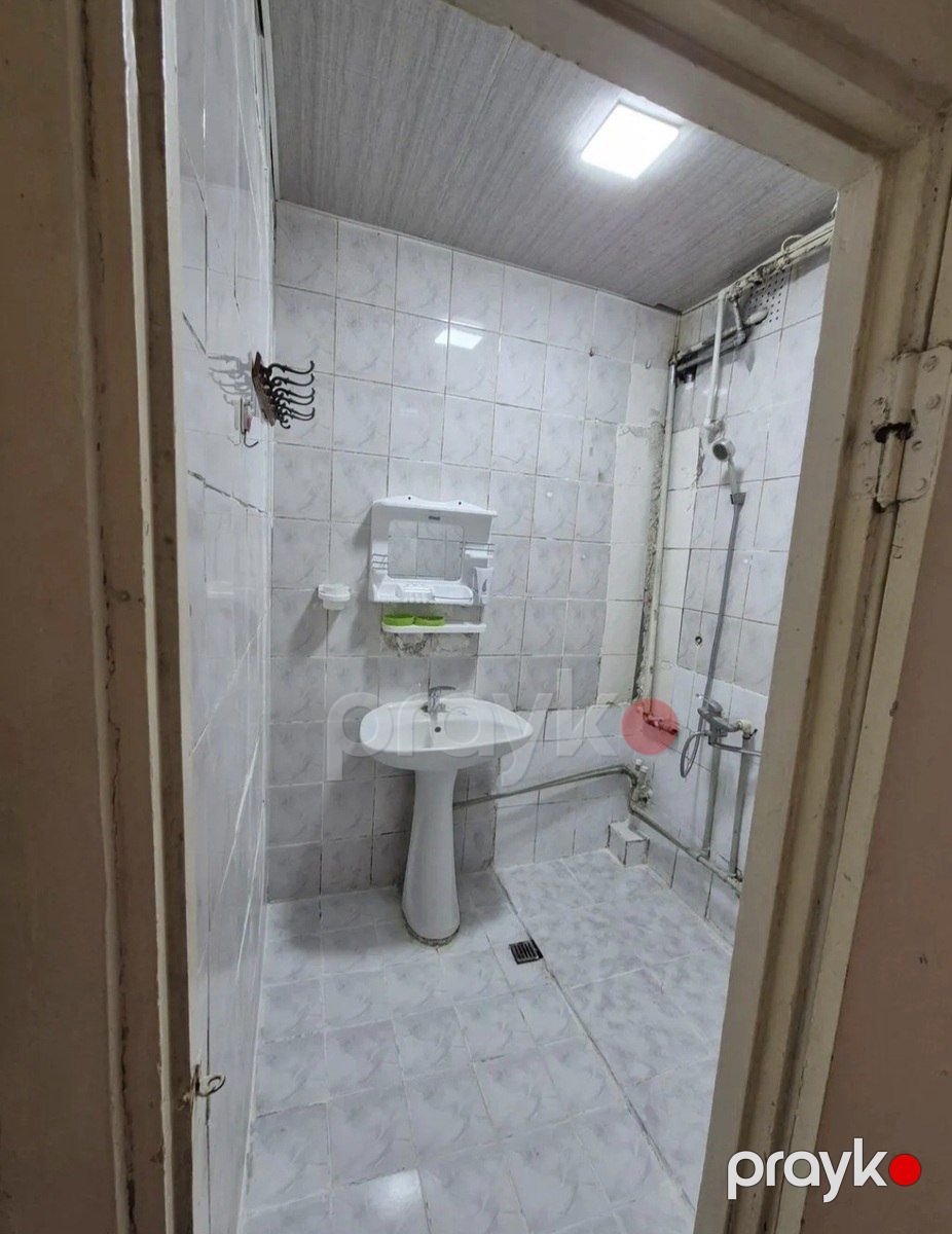 İcarəyə verilir 2 otaqlı köhnə tikili 5555 m² — Mənzil, Bakı (4)