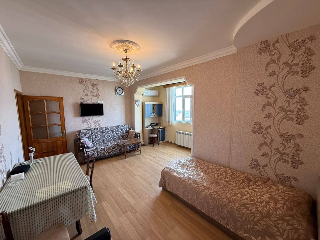 Satılır 2 otaqlı köhnə tikili 45 m² — Mənzil, Bakı (2)