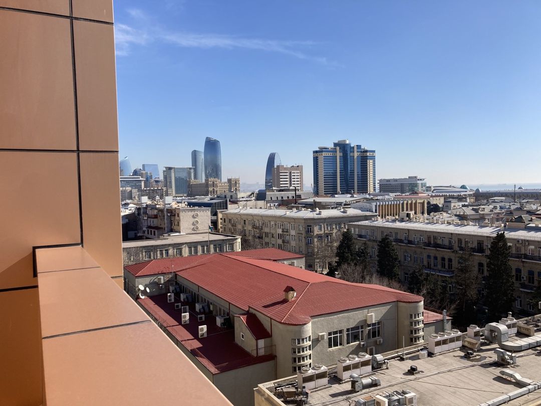 Satılır 4 otaqlı yeni tikili 234 m² — Mənzil, Bakı (9)