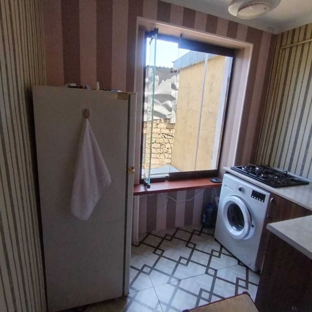 Satılır 2 otaqlı köhnə tikili 40 m² — Mənzil, Bakı (5)