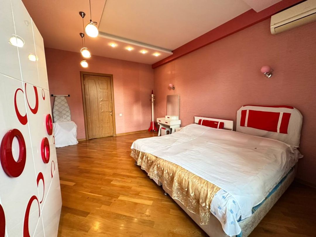 Satılır 4 otaqlı yeni tikili 195 m² — Mənzil, Bakı (9)