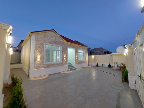 Satılır 4 otaqlı həyət evi/bağ evi 105 m² — Bakı