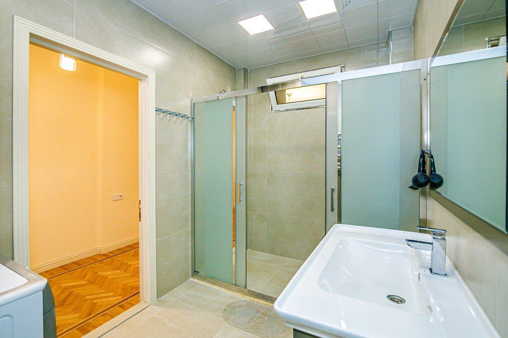 İcarəyə verilir 3 otaqlı köhnə tikili 115 m² — Mənzil, Bakı (8)