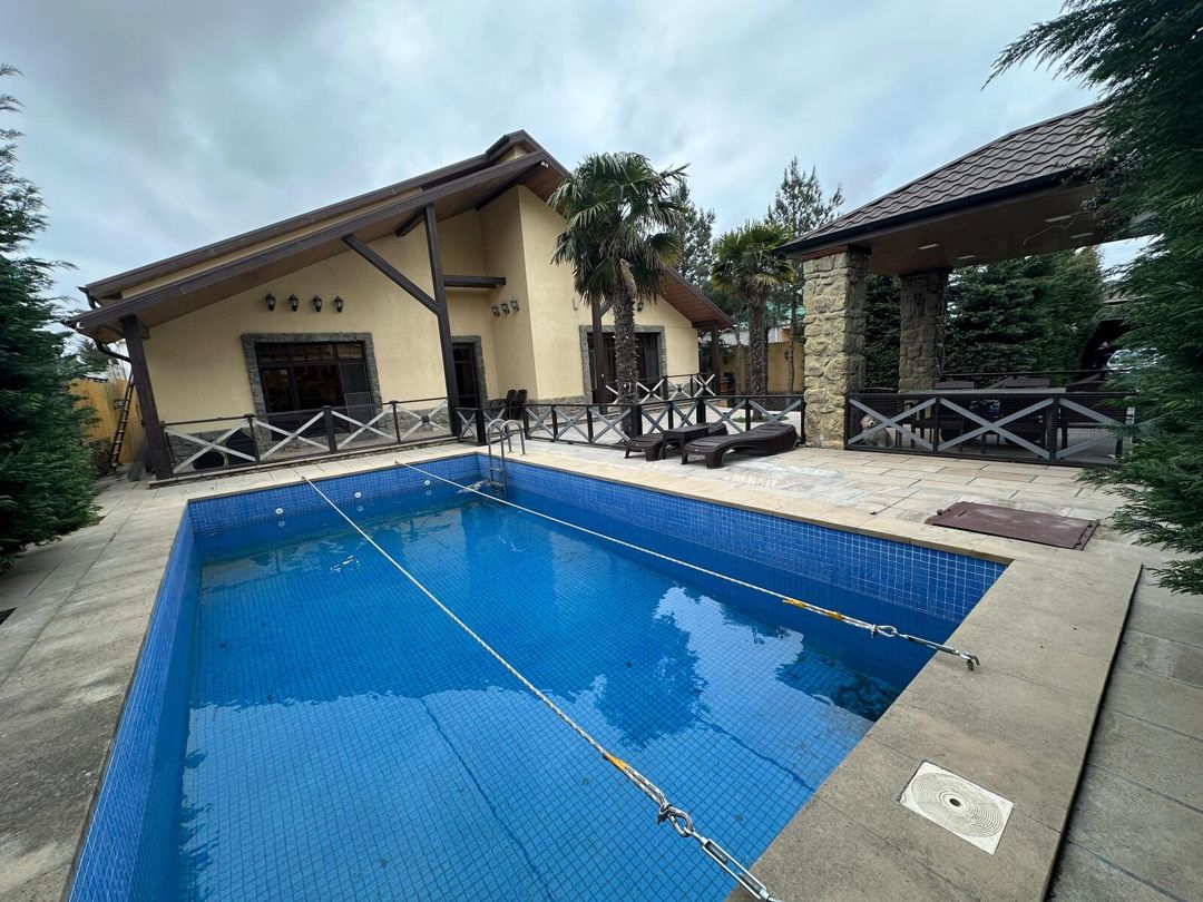 Satılır 4 otaqlı həyət evi/bağ evi 220 m² — Ev, villa, Bakı