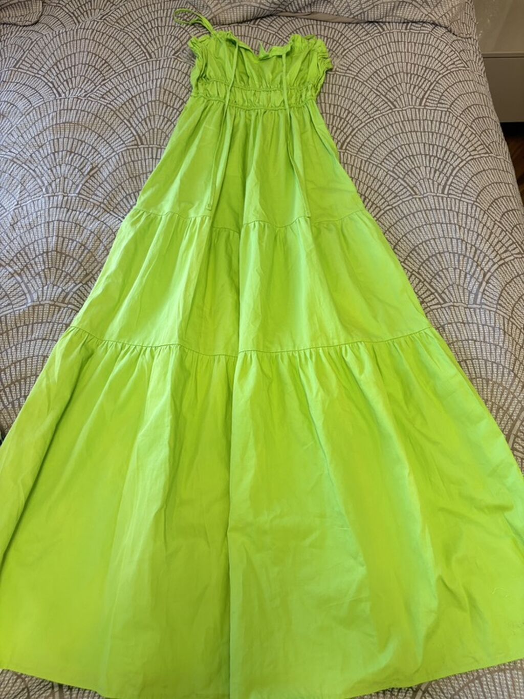 LC Waıkıkı(s ve M razmer)Neon-yaşıl maxi don - Parlaq neon-yaşıl — Şəxsi əşyalar, Digah