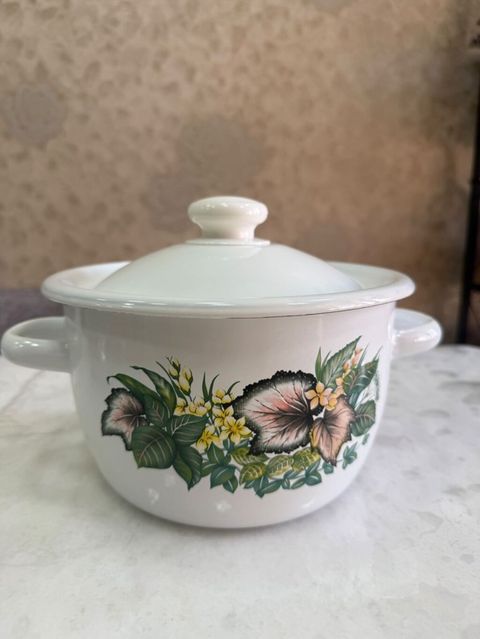 Qazan, rəng - Ağ, 3 l, 22 sm — Bakı