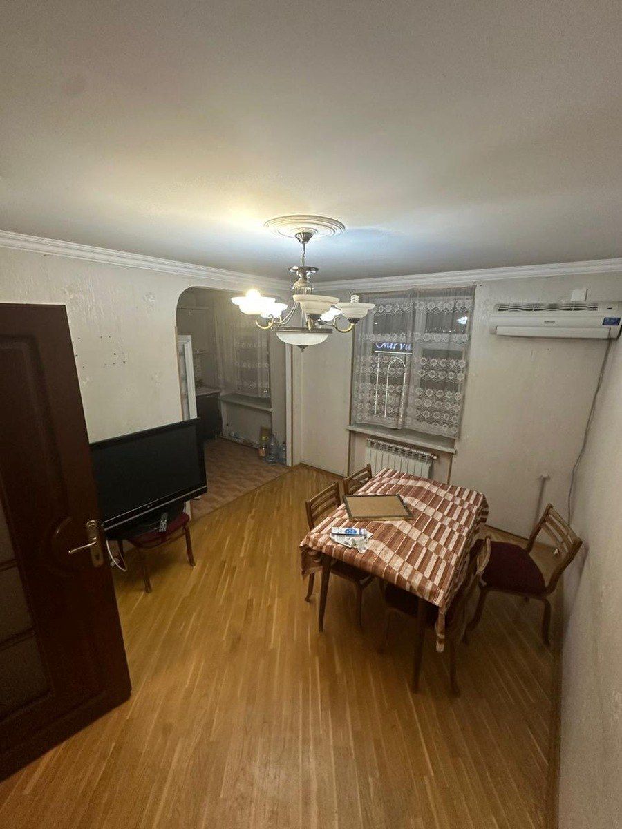 Satılır 4 otaqlı köhnə tikili 90 m² — Mənzil, Bakı (9)