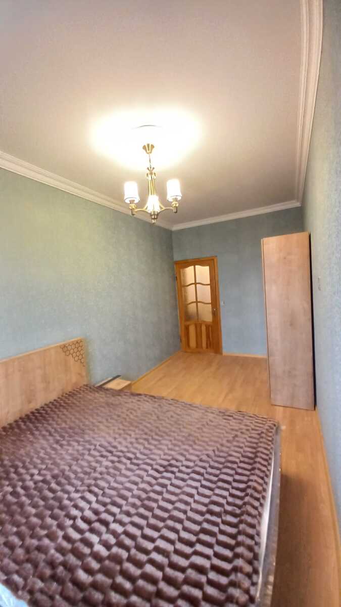Satılır 2 otaqlı köhnə tikili 70 m² — Mənzil, Bakı (4)