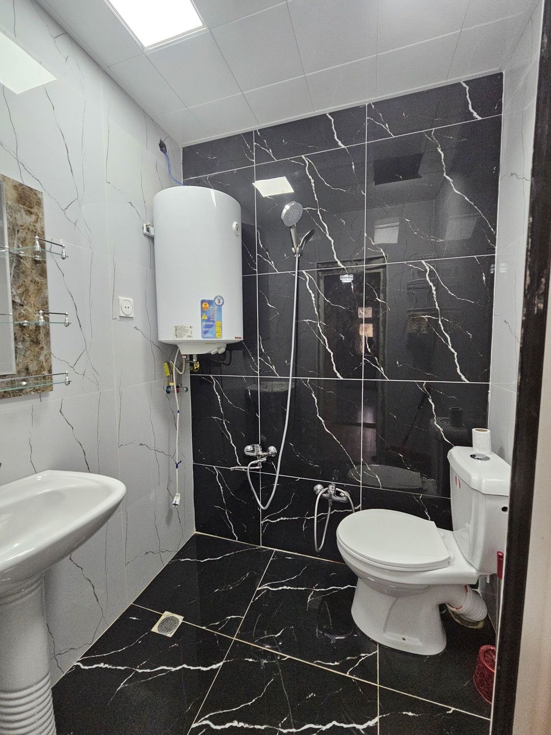 İcarəyə verilir 2 otaqlı köhnə tikili 55 m² — Mənzil, Bakı (11)