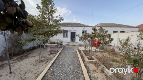 Satılır 2 otaqlı həyət evi/bağ evi 60 m²