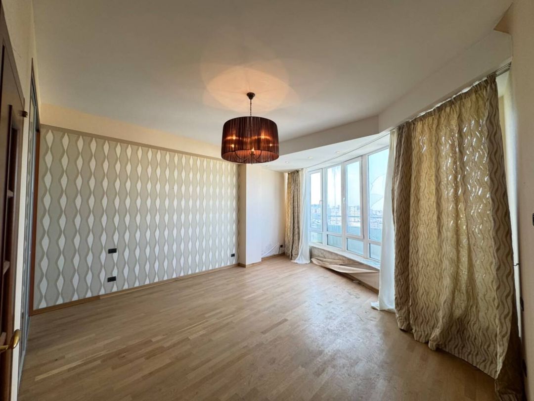Satılır 4 otaqlı yeni tikili 277 m² — Mənzil, Bakı (12)