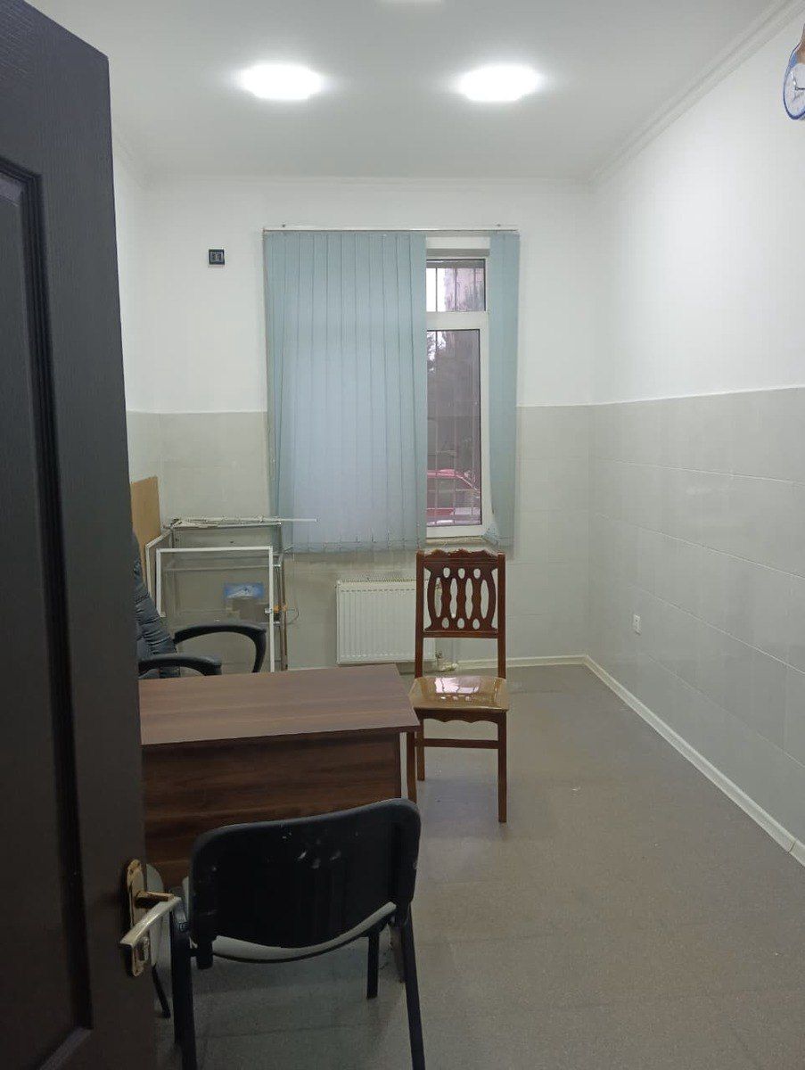 İcarəyə verilir 20 otaqlı ofis 500 m² — Ofis, Bakı (12)