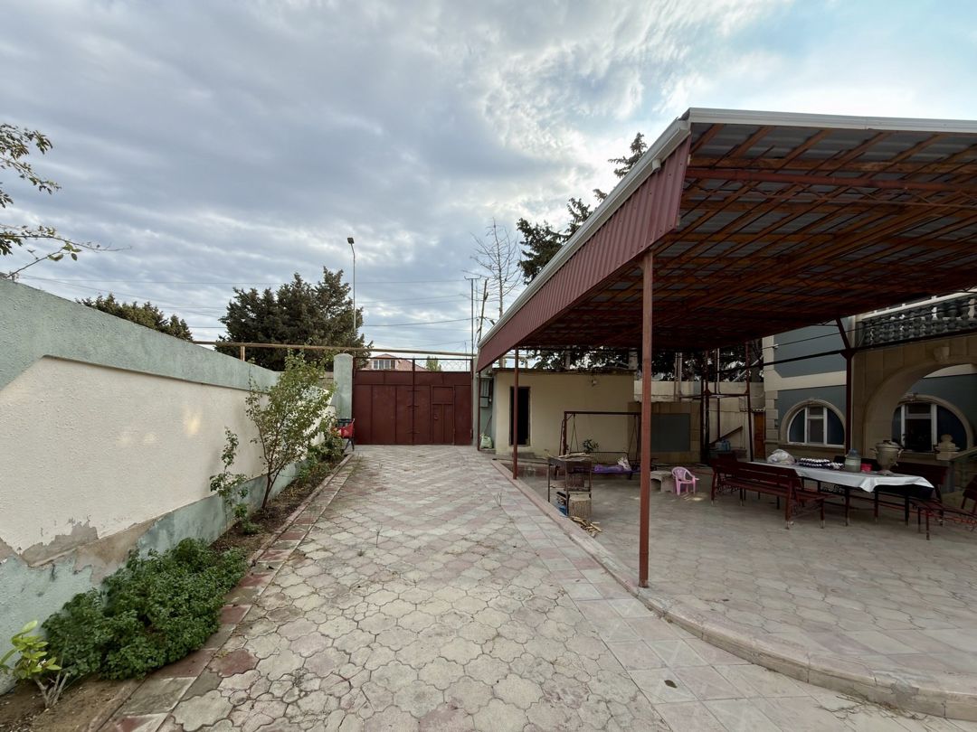 Satılır 8 otaqlı həyət evi/bağ evi 250 m² — Ev, villa, Bakı (4)