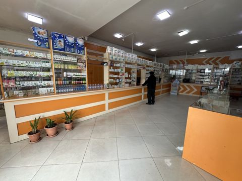 Satılır obyekt 200 m² — Bakı
