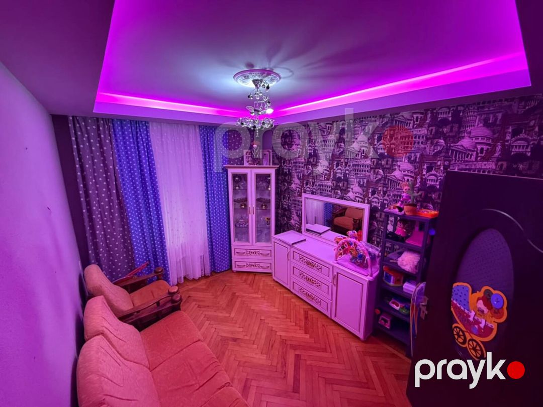 Satılır 4 otaqlı köhnə tikili 90 m² — Mənzil, Bakı (3)