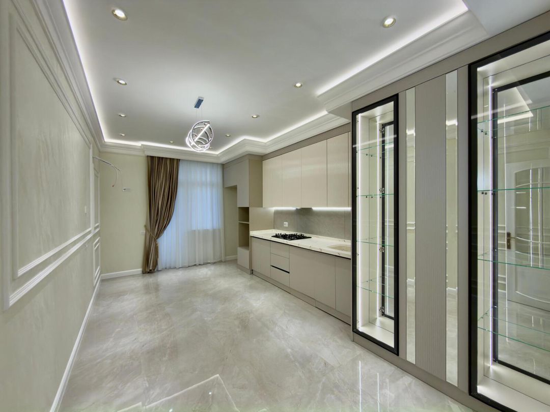 Satılır 4 otaqlı yeni tikili 172 m² — Mənzil, Bakı (2)