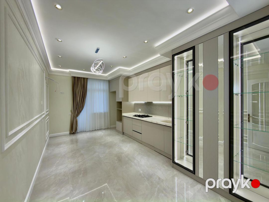 Satılır 4 otaqlı yeni tikili 172 m² — Mənzil, Bakı (2)