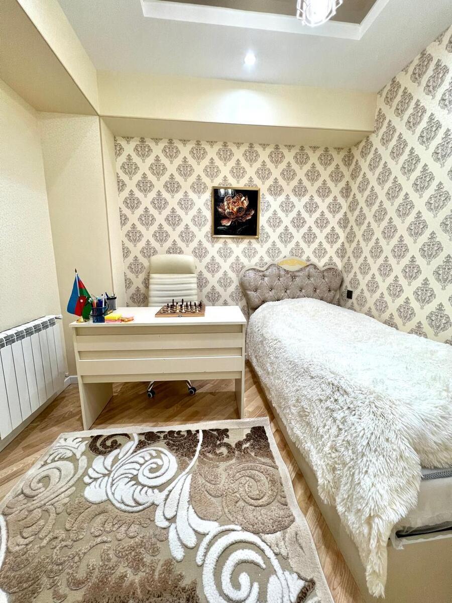 Satılır 5 otaqlı yeni tikili 505 m² — Mənzil, Bakı (11)