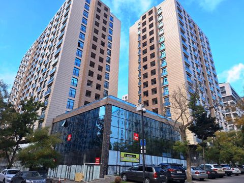 Satılır 4 otaqlı yeni tikili 150 m² — Bakı