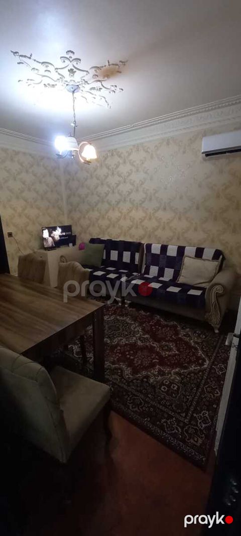 İcarəyə verilir 2 otaqlı köhnə tikili 57 m²