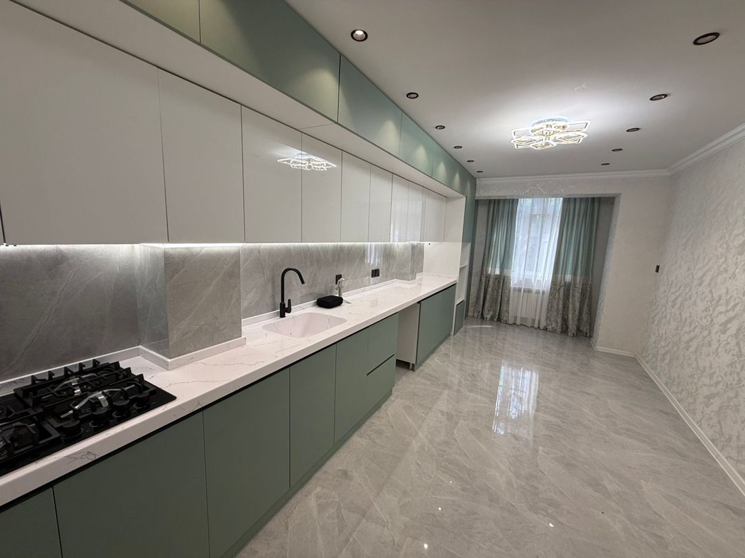 Satılır 4 otaqlı köhnə tikili 110 m² — Mənzil, Bakı (11)