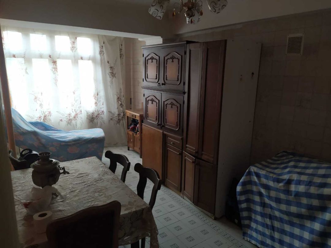 Satılır 1 otaqlı köhnə tikili 45 m² — Mənzil, Bakı (2)
