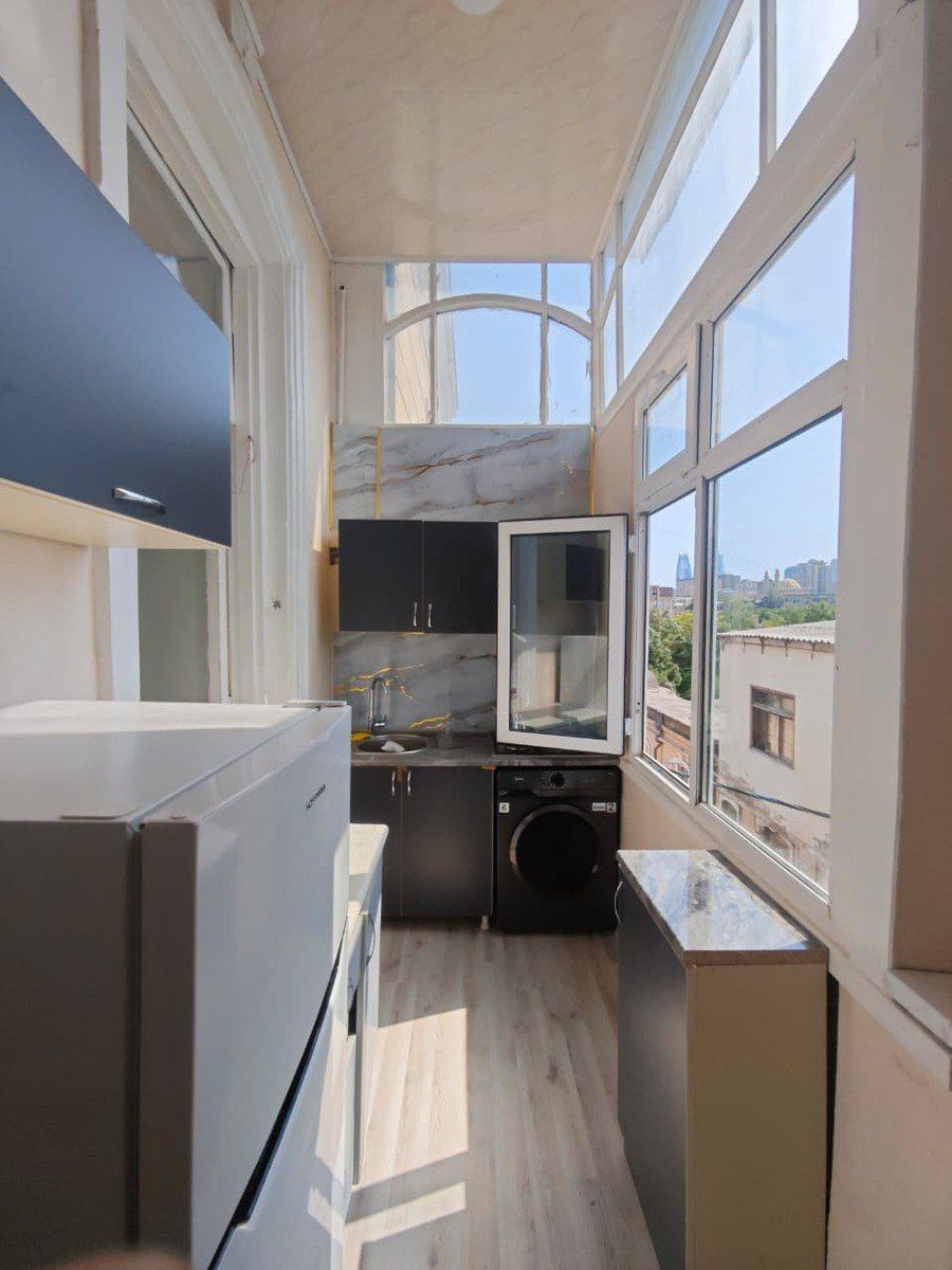 İcarəyə verilir 2 otaqlı köhnə tikili 90 m² — Mənzil, Bakı (10)