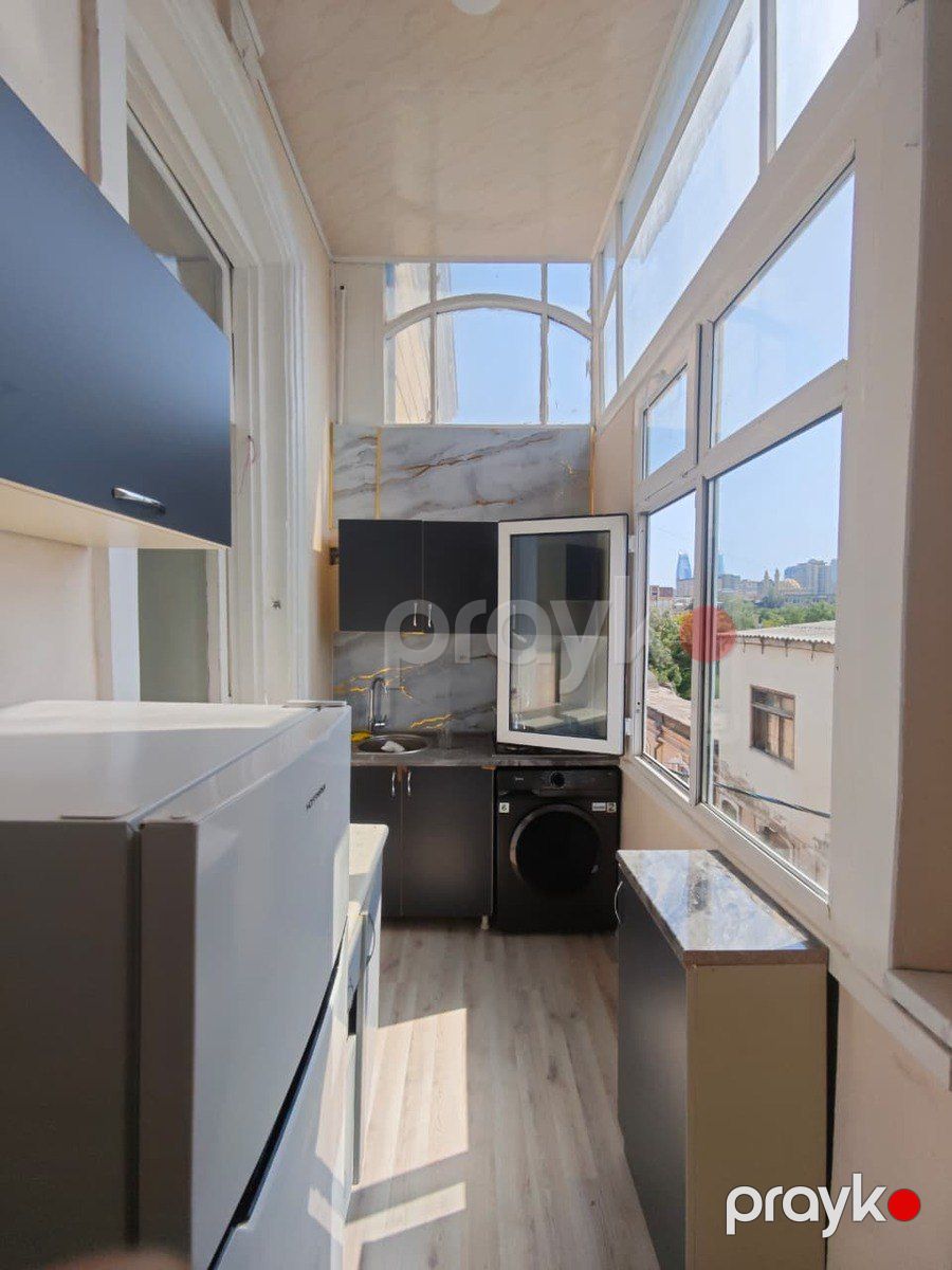 İcarəyə verilir 2 otaqlı köhnə tikili 90 m² — Mənzil, Bakı (10)